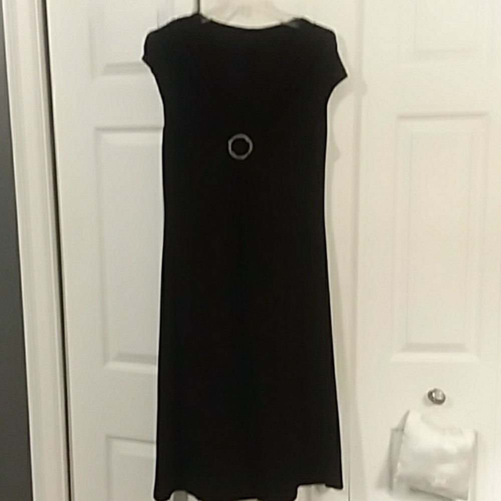 V neck dress no tag
